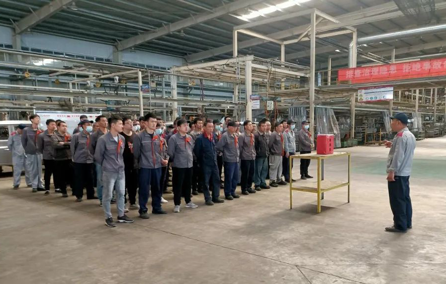 病魔無情、公司有愛——北京汽車制造廠黃驊基地為患病職工愛心捐款